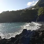 Lazy Lizard By The Ocean Apartmán