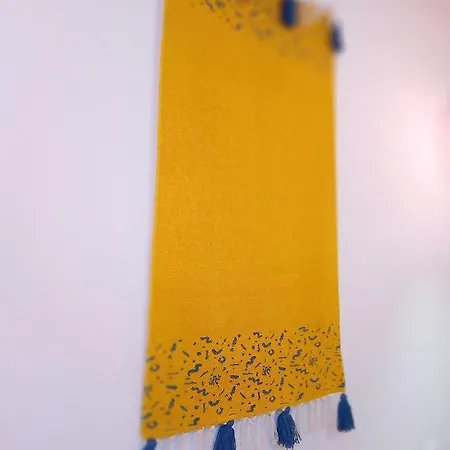 Lazy Lizard By The Ocean * Seixal (Madeira)