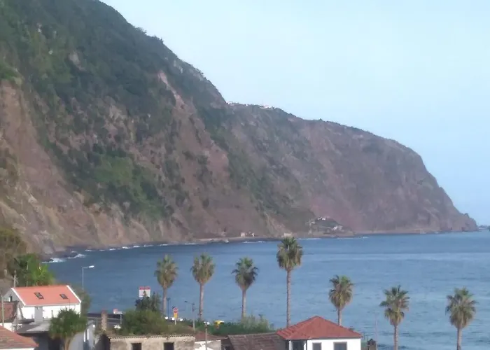 Διαμέρισμα Lazy Lizard By The Ocean Seixal (Madeira)